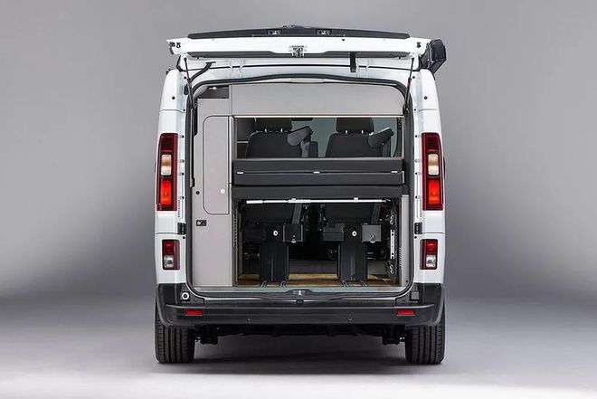 带升顶！日产Primastar露营车冰球突破叫板大众加利福尼亚！可睡4人(图7)