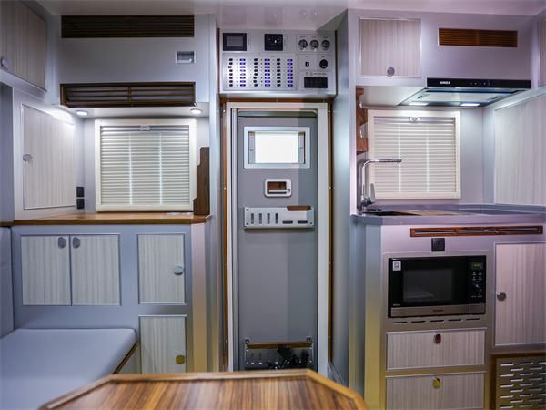 023四驱顶级越野房车现车销售全国冰球突破游戏25款奔驰乌尼莫克U4(图11)