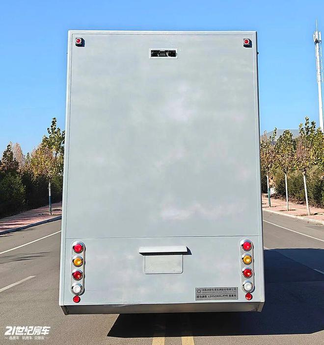 收官工信部第402批旅居车公告发布冰球突破78款新车即将上市！年末(图12)